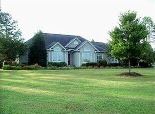 120 Pleasant Hill Rd, Landrum, SC 29356
