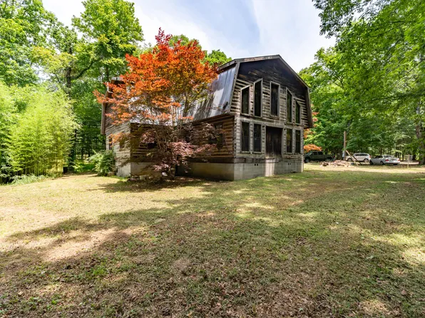 8116 Hixson Springs Rd, Signal Mountain, TN 37377