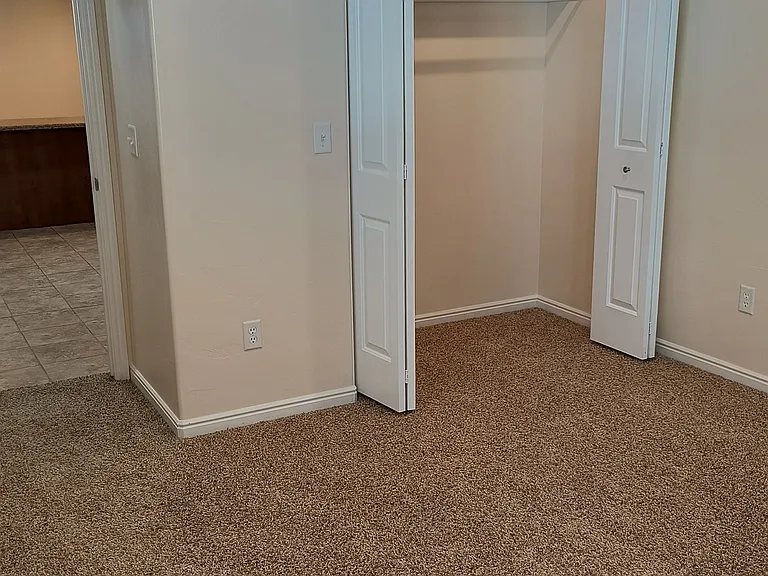 8689 S Pebblecreek Rd — Photo 17