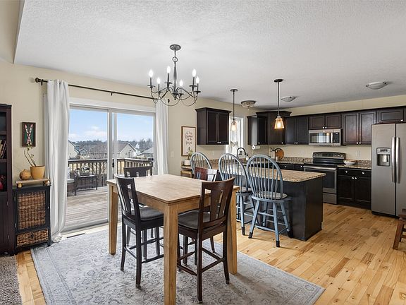 5th image of 1602 Rutherford Ct SW