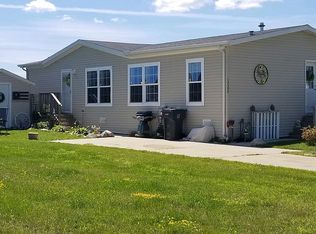 13304 Little Rock Ln, Hartland, MI 48353