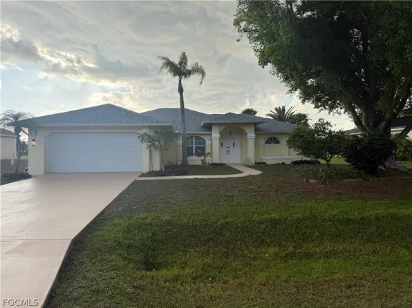 11574 Royal Tee Cir, Cape Coral, FL 33991