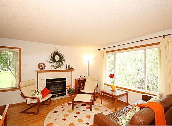 2nd image of 6683 Gretchen Ln N