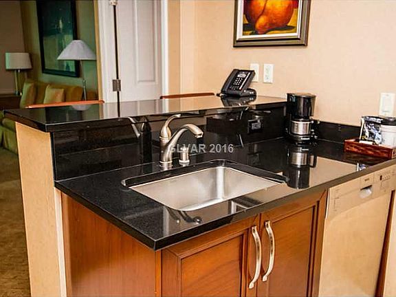 4th image of 135 E Harmon Ave Unit 2014