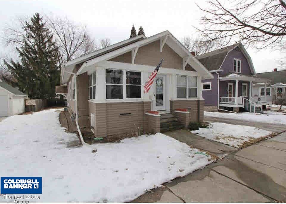 1st image of 236 Oxford Ave