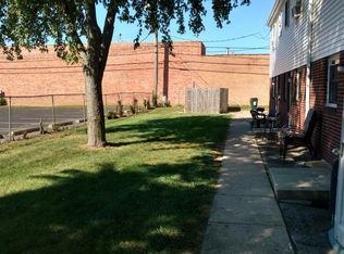 4520 Apple Orchard Ln APT 6, Rockford, IL 61108