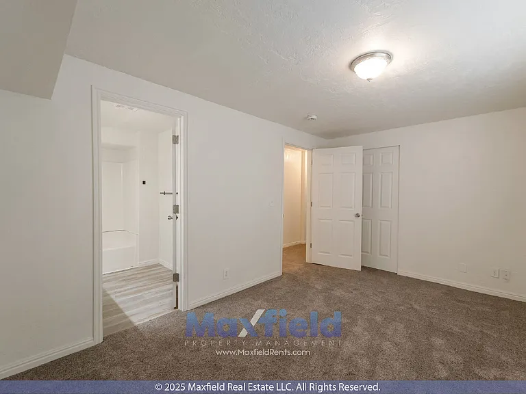 2722 N Double Eagle Dr — Photo 36