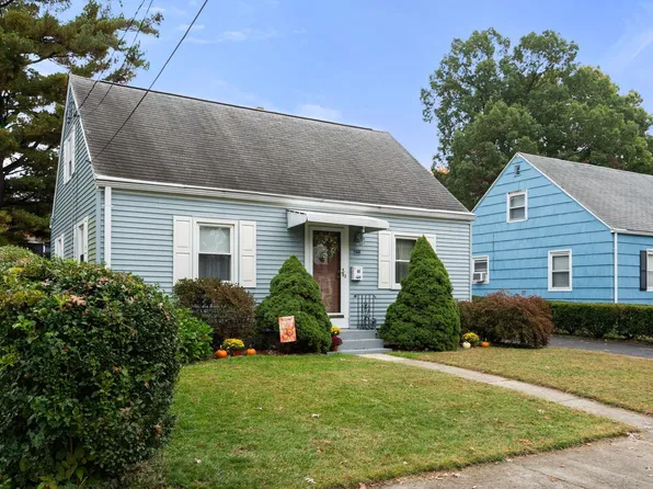 89 Eddy St, Springfield, MA 01104