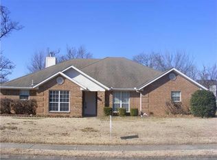 1340 Dick Smith St, Springdale, AR 72764