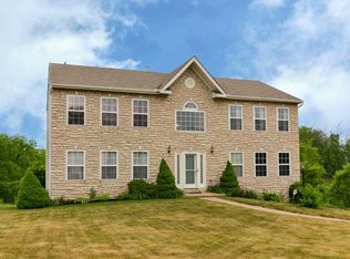 36 Giant Oak Dr, Baden, PA