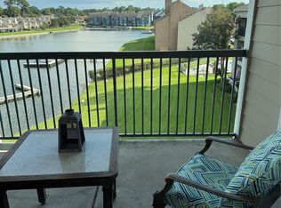12800 Melville Dr APT B304, Montgomery, TX 77356