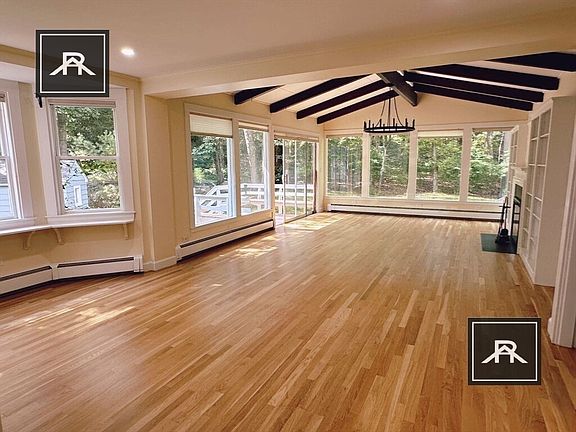 3rd image of 73 Woodchester Dr
