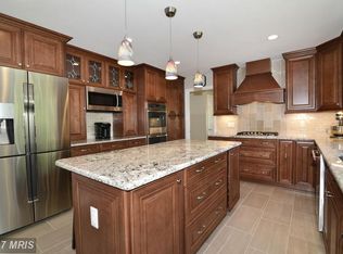 14200 Rock Canyon Dr, Centreville, VA 20121