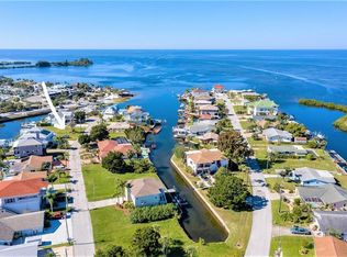 6416 Yvette Dr, Hudson, FL 34667