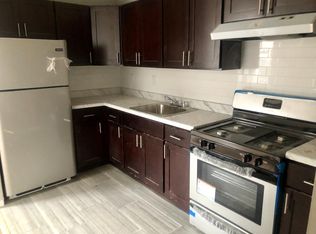4418 Walnut St APT 2F, Philadelphia, PA 19104