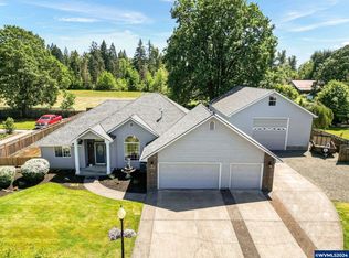 1572 E Burnett St, Stayton, OR