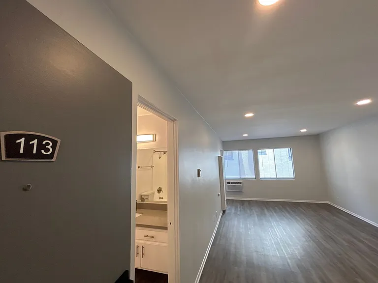 1253 Havenhurst Drive — Photo 22