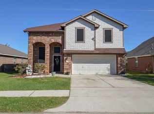 5411 Rio Dr, Baytown, TX 77521