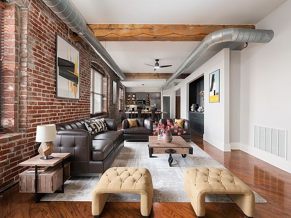 5th image of 137-G E Patterson Ave #303