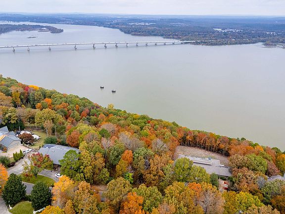 4th image of 6 River View Point