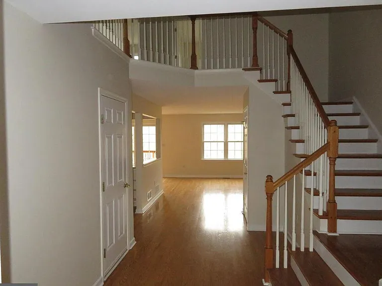 5215 Winthrop Ave — Photo 2
