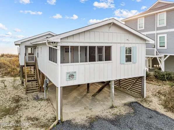 707 W Beach Drive, Oak Island, NC 28465