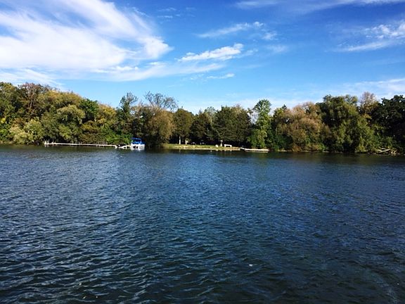 417' of Shore line from Lake