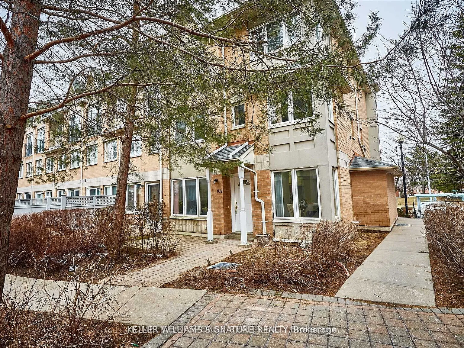 3 bed, $3,198 — Photo 1