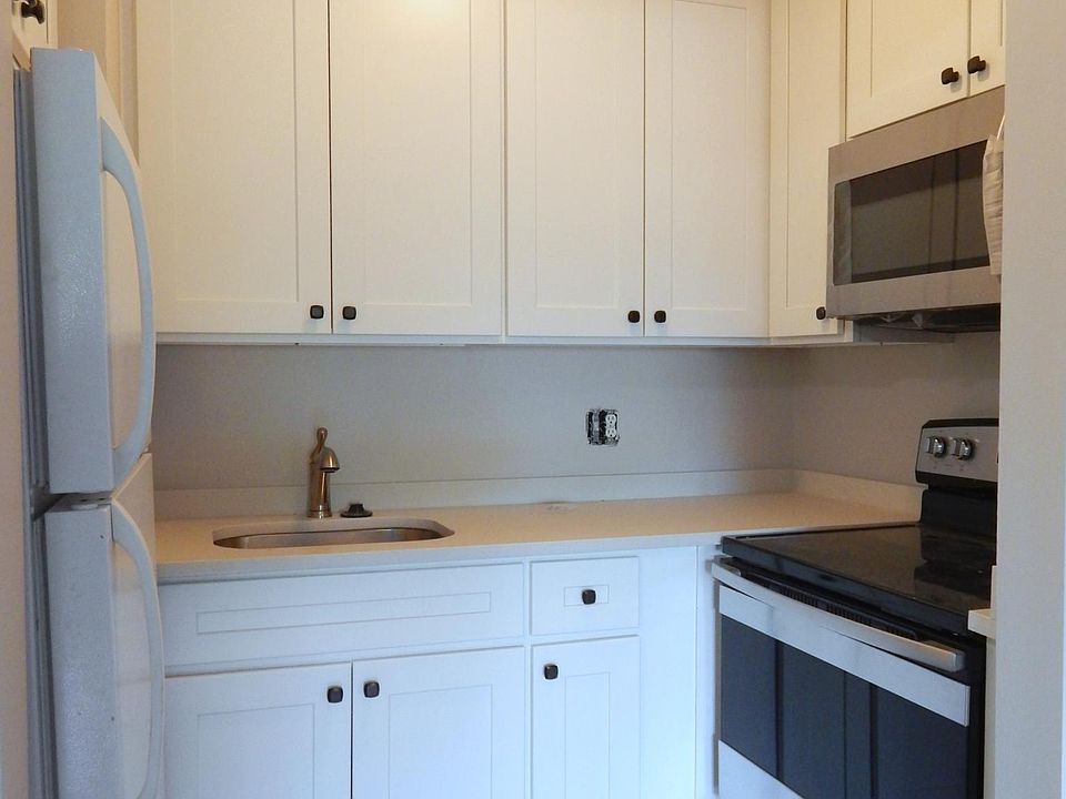 1st image of 28 Wollaston Ave #23AAAA
