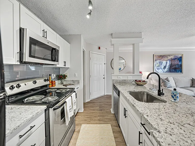 The Park at Portofino Apartments — Photo 9