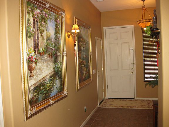 4th image of 402 W Pelican Dr