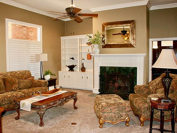 5th image of 3917 Fairwood Ct