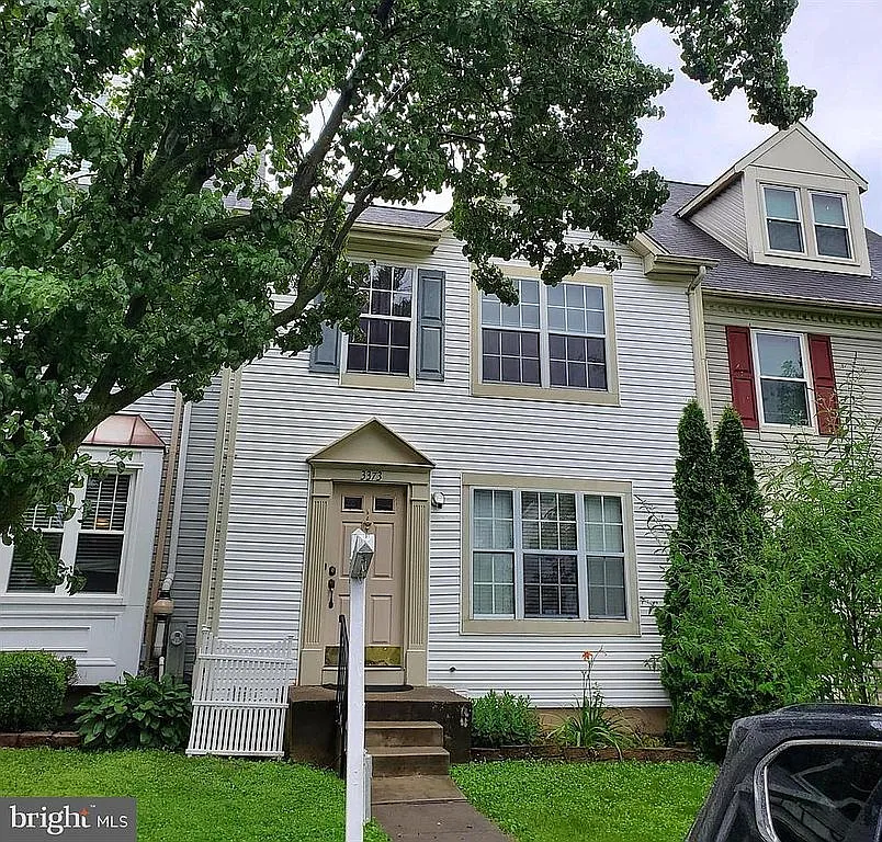 3373 Garrison Cir photo 1