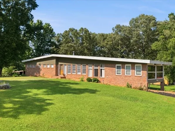 1960 County Road 102, Cedar Bluff, AL 35959