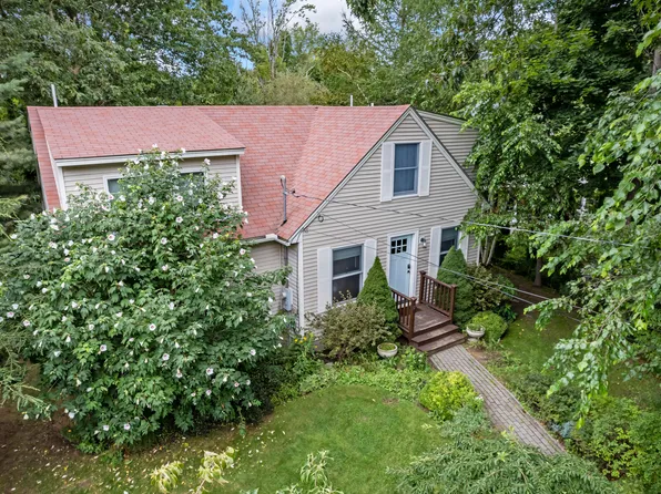 103 Pine Hill Road N, Ogunquit, ME 03907