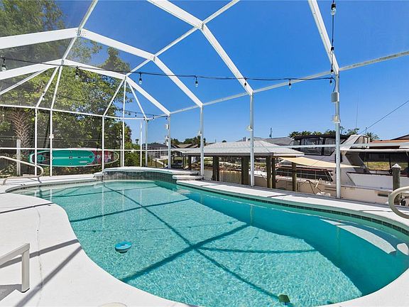 3rd image of 4 Cottagegate Ct