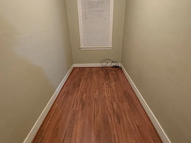 266 Pine St — Photo 10