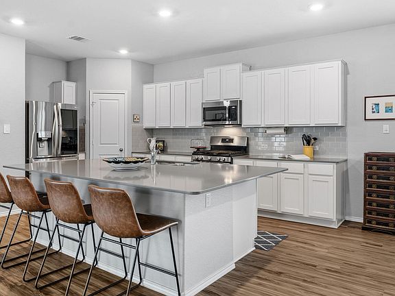4th image of 3101 Fresh Spring Rd