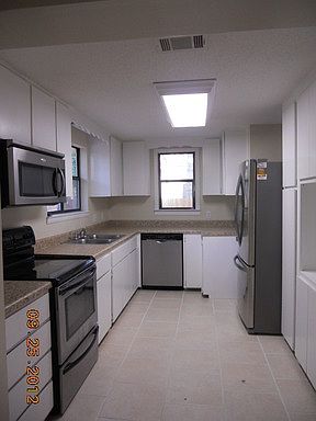 4th image of 222 Beachview Dr