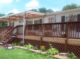 1036 Willow Glen Dr, Fenton, MO 63026