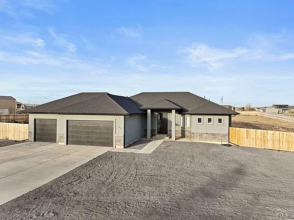 3rd image of 1461 E Ithaca Dr