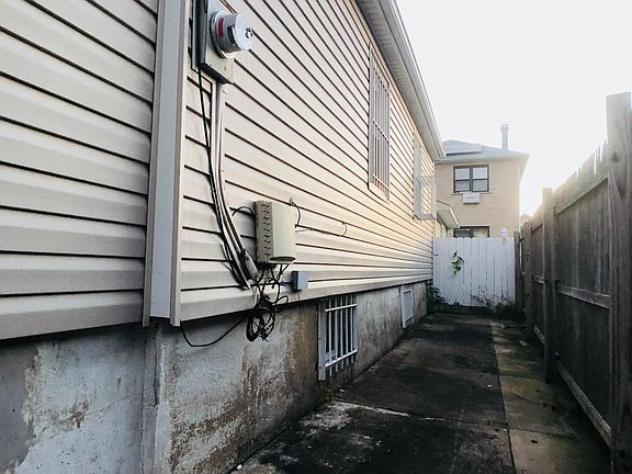 3rd image of 70 Ocean Ave