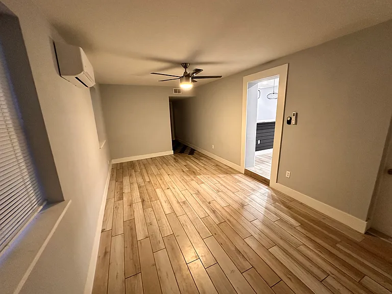 4518 W Rogers Ave — Photo 16