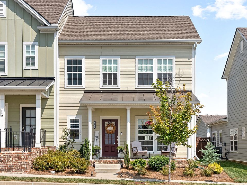 1st image of 811 Goswell Dr