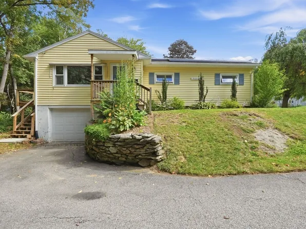 7 Athens St, Auburn, MA 01501