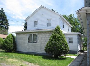 22 Lindberg St, Wyoming, PA 18644