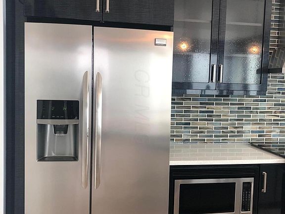 3rd image of 360 Neruda Ave #360