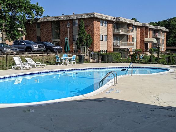 2nd image of 734 W Kilgore Rd #202-202-202