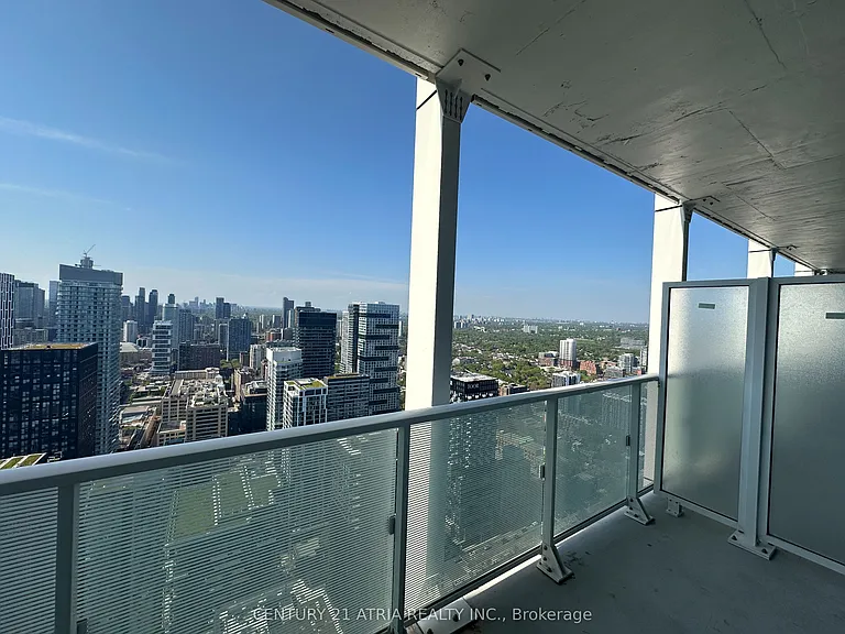 88 Queen St E #5615 — Photo 15