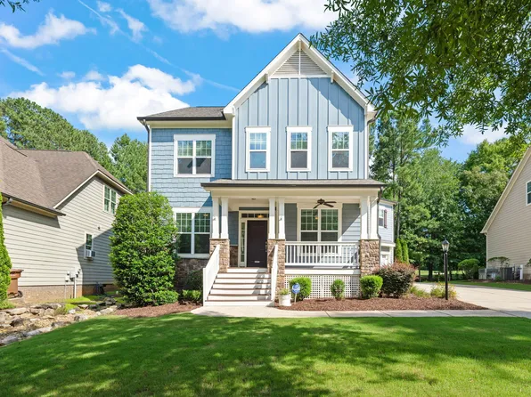 613 Morning Oaks Dr, Holly Springs, NC 27540